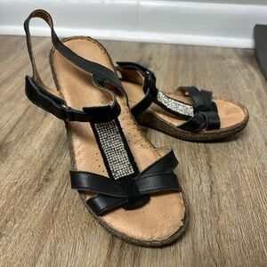 NEW, Size 38 European SANDALS!